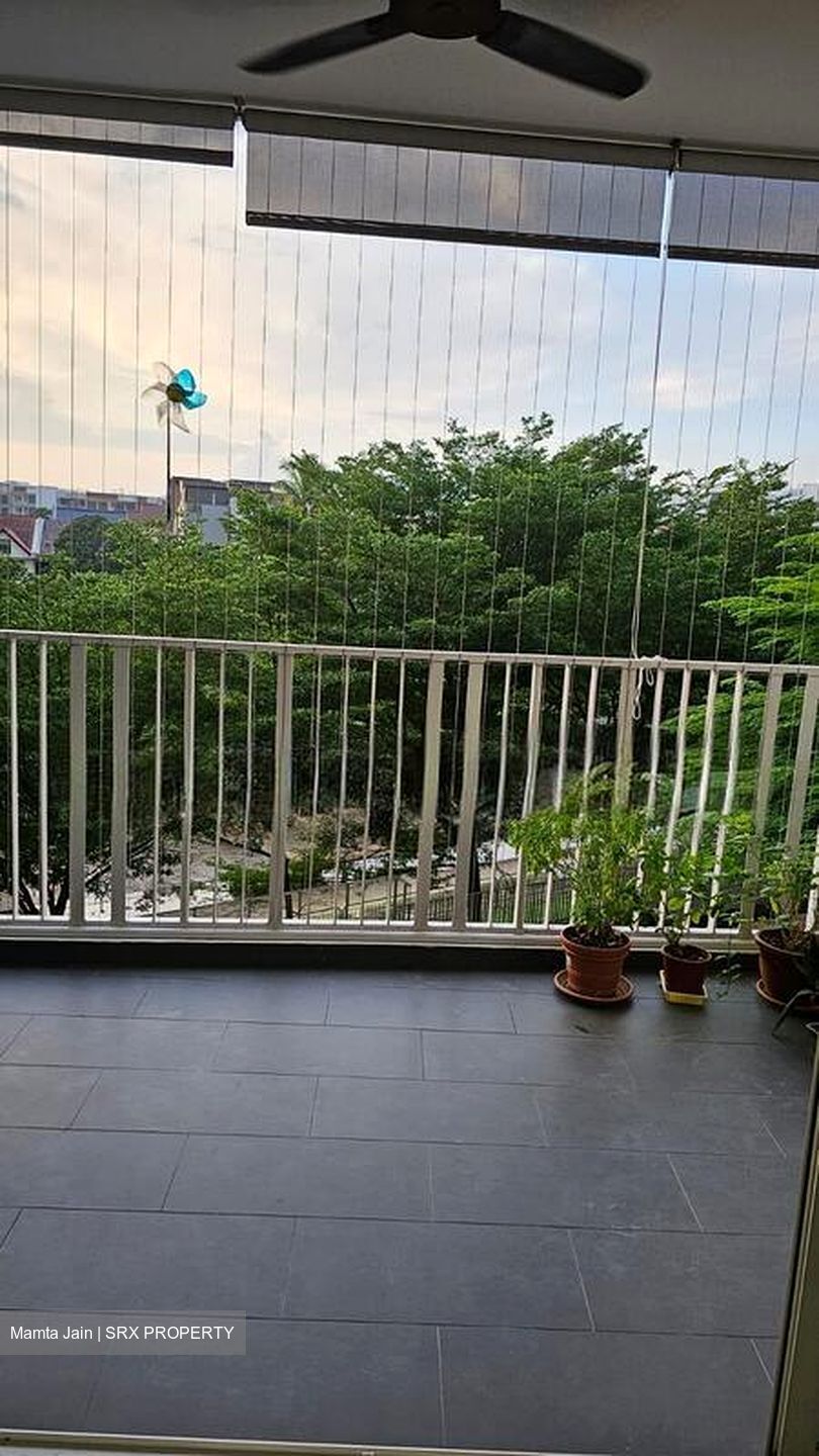 1 Canberra (D27), Condominium #518333051